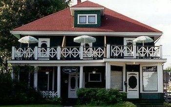 Colonial Charm Inn Charlottetown Exterior foto